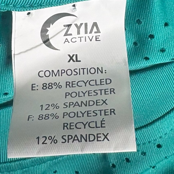 Zyia - Teal Perforated Chill Long Sleeve - Picture 5 of 5